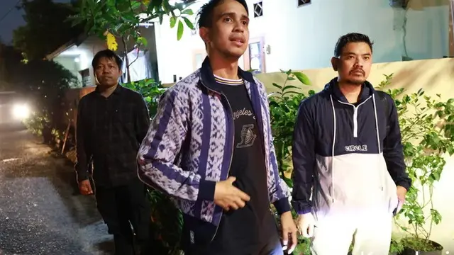 6 Artis Hadir Melayat Suami Najwa Shihab, dari Celine Evangelista hingga Addie MS
