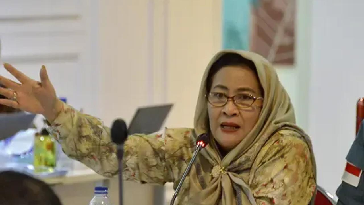 Cinta berdalih bukan memainkan game slot, tetapi Candy Crush.