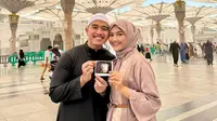 Erina Gudono Hamil Anak Pertama, Kaesang Pangarep Bikin Sayembara Umrah untuk Pejuang 2 Garis