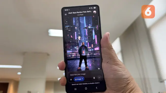 <p>Ganti latar belakang foto pakai Gemini Nano Banana di Galaxy Z Flip7. (Liputan6.com/ Yuslianson)</p>
