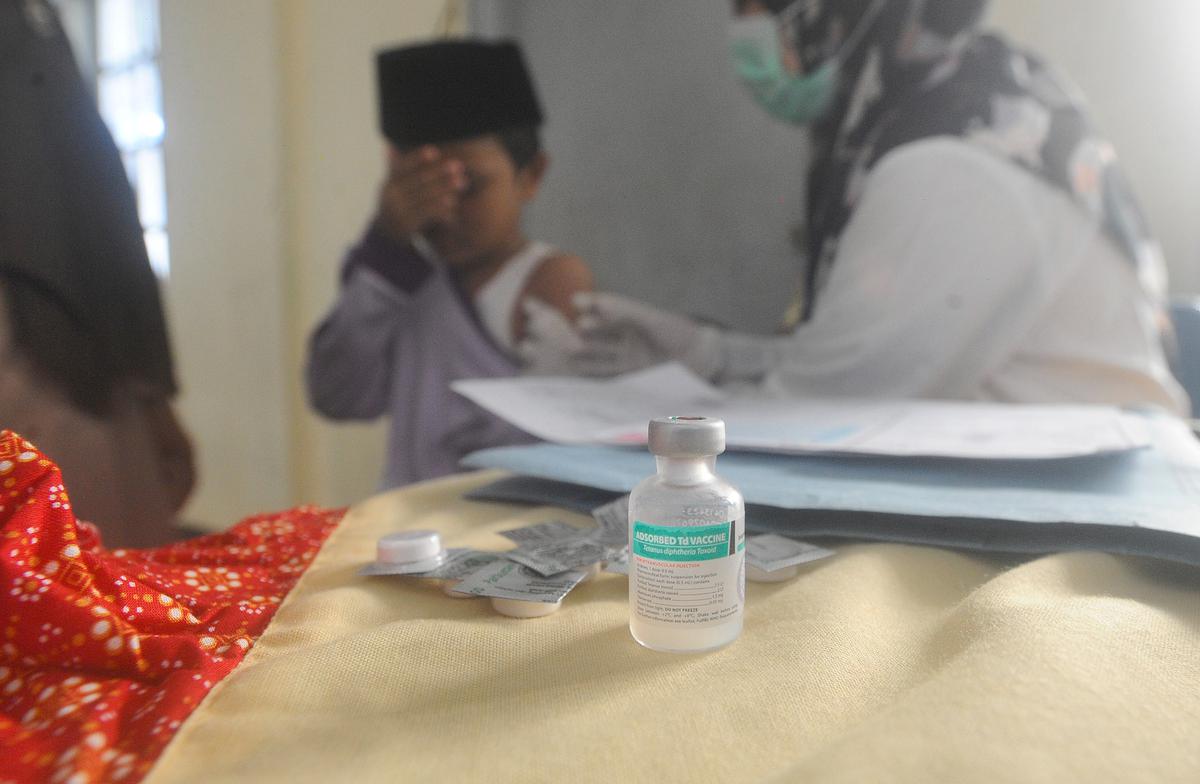 Bulan Imunisasi Anak Sekolah