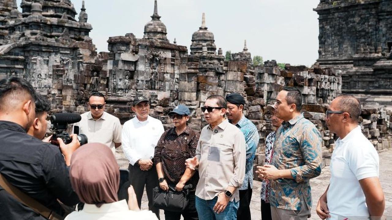 Menbud Fadli Zon Tekankan Percepatan Restorasi Candi untuk Dongkrak Pariwisata Budaya