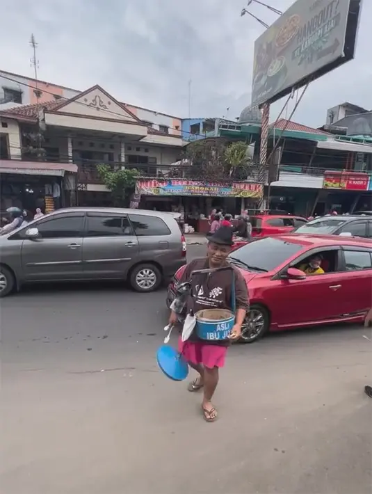 Hotman Paris Hutapea (Instagram/hotmanparisofficial)