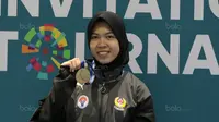 Shaleha Fitriani Yusuf meraih medali emas pada kelas 67 kg di Hall B Arena PRJ, Jakarta, Rabu (11/2/2018).  (Bola.com/Nicklas Hanoatubun)