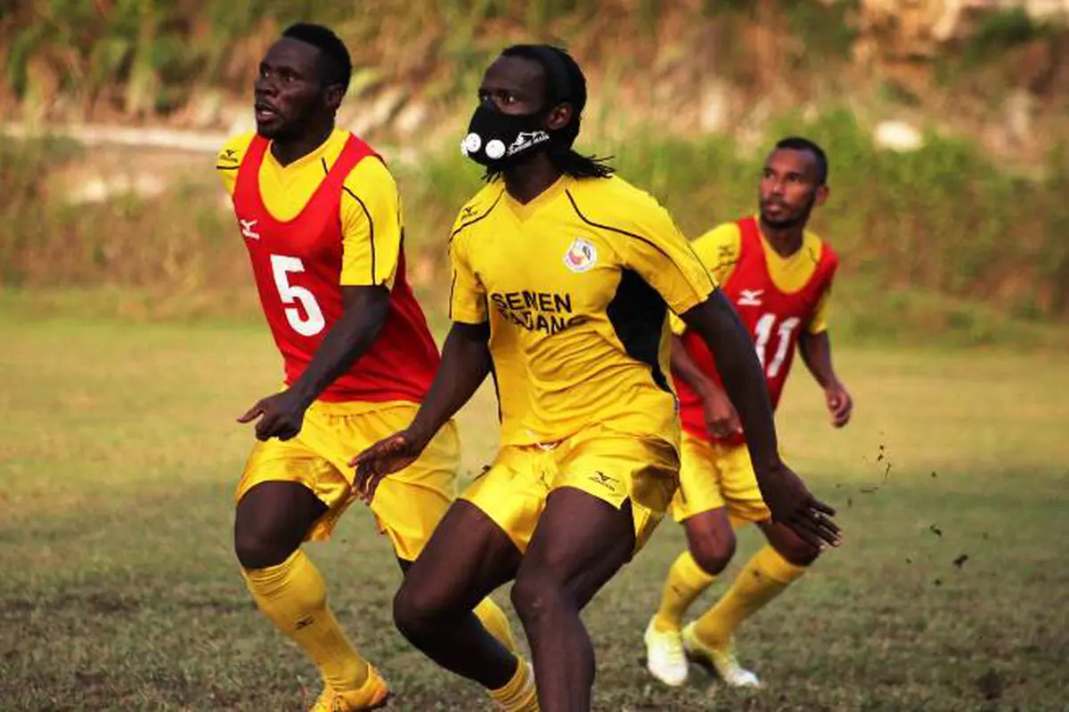 Mamadou Alhadji dan James Koko Lomell