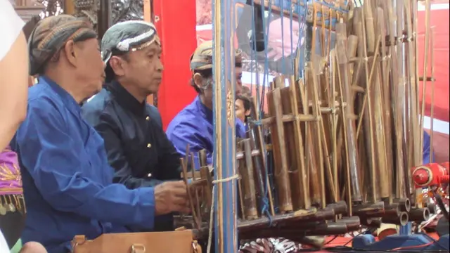 Sentuhan Seniman Jepang dalam Seni Banyumasan yang Nyaris Punah