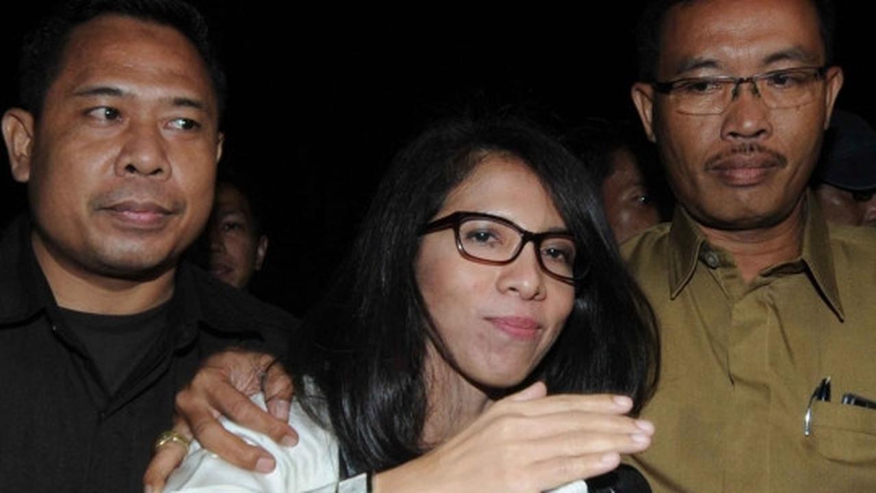 KPK periksa Backing Vokal Kla Project terkait korupsi Bansos