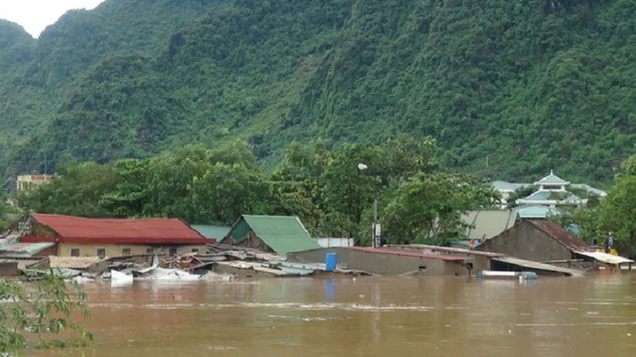 Banjir besar melanda kawasan tengah Vietnam