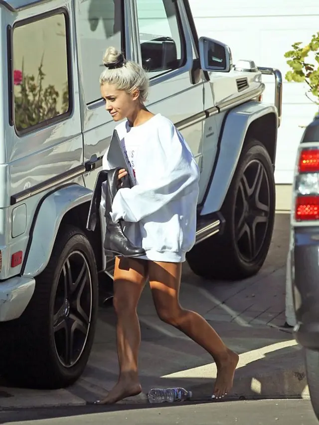 [Bintang] Ariana Grande