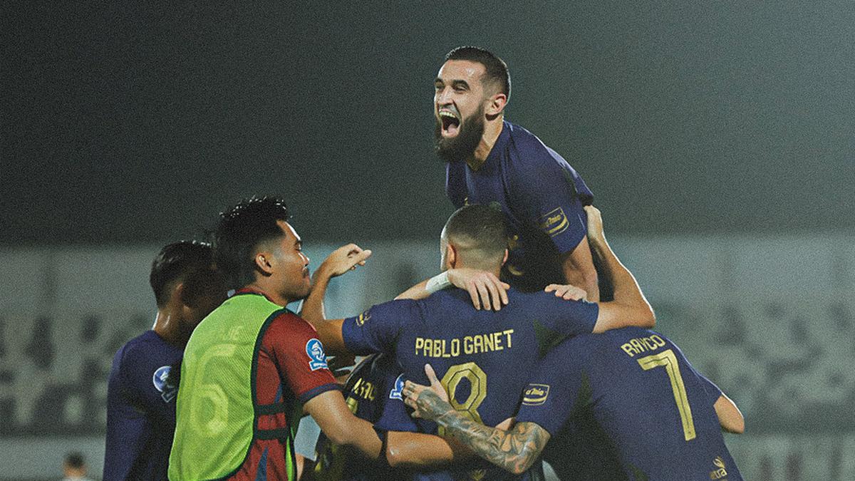 Persita Sikat Madura United 4-1 di BRI Super League, Carlos Pena: Seharusnya Bisa Cetak Gol Lebih Banyak!