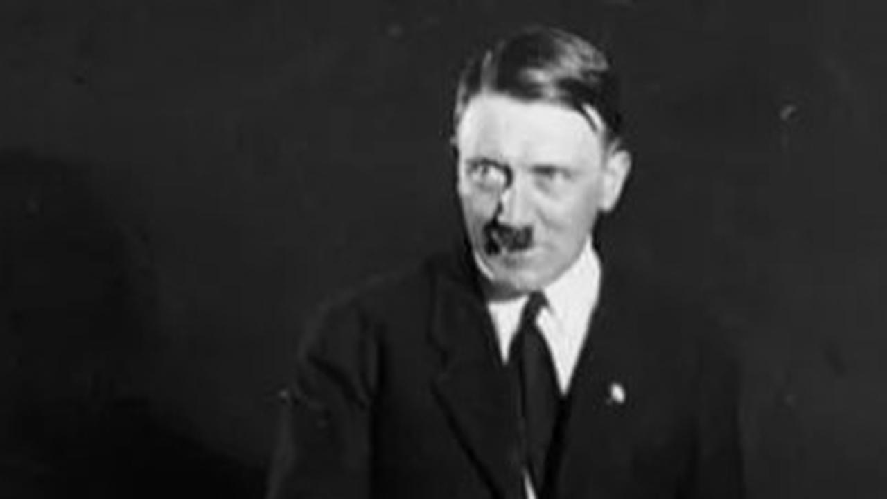 Merasa Malu Hitler Ingin Foto Ini Dihancurkan