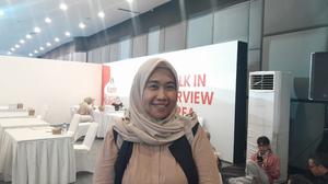 Perjuangan Ibu Antar Dua Anaknya ke Job Fair, Saksi Sulitnya Mencari Kerja