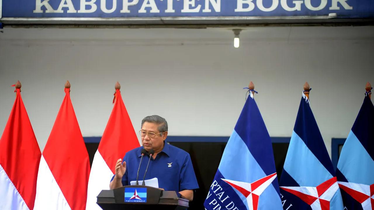 Demokrat diminta berembuk segera mengambil sikap. Termasuk soal siapa kader yang bakal diplot sebagai menteri.<br>