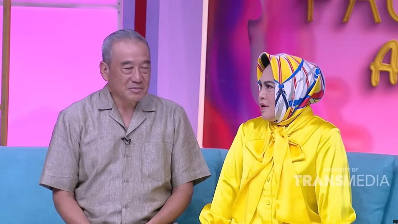 Dari situlah kedekatan keduanya makin intens hingga akhirnya Hetty Koes Endang dan Yusuf Emir Faisal menikah pada Juli tahun 1991.<br>