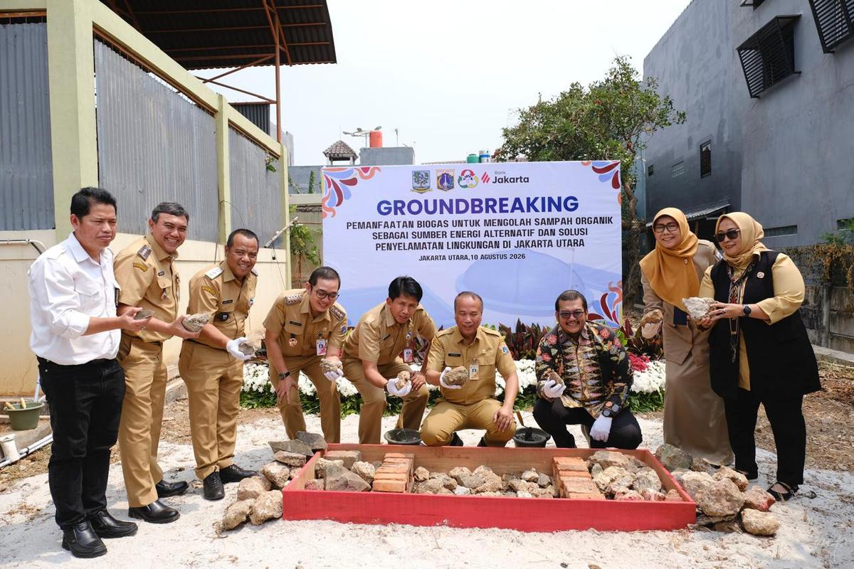 Peletakan batu pertama (groundbreaking) di Rusunawa Rorotan, Cilincing.