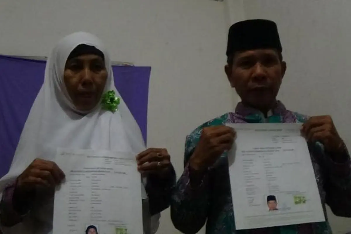 Berkat Tabungan 12 Tahun, Tukang Sate Suramadu Naik Haji
