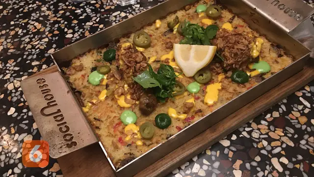Spanish Baked Rice Crockpot Truffle Chicken