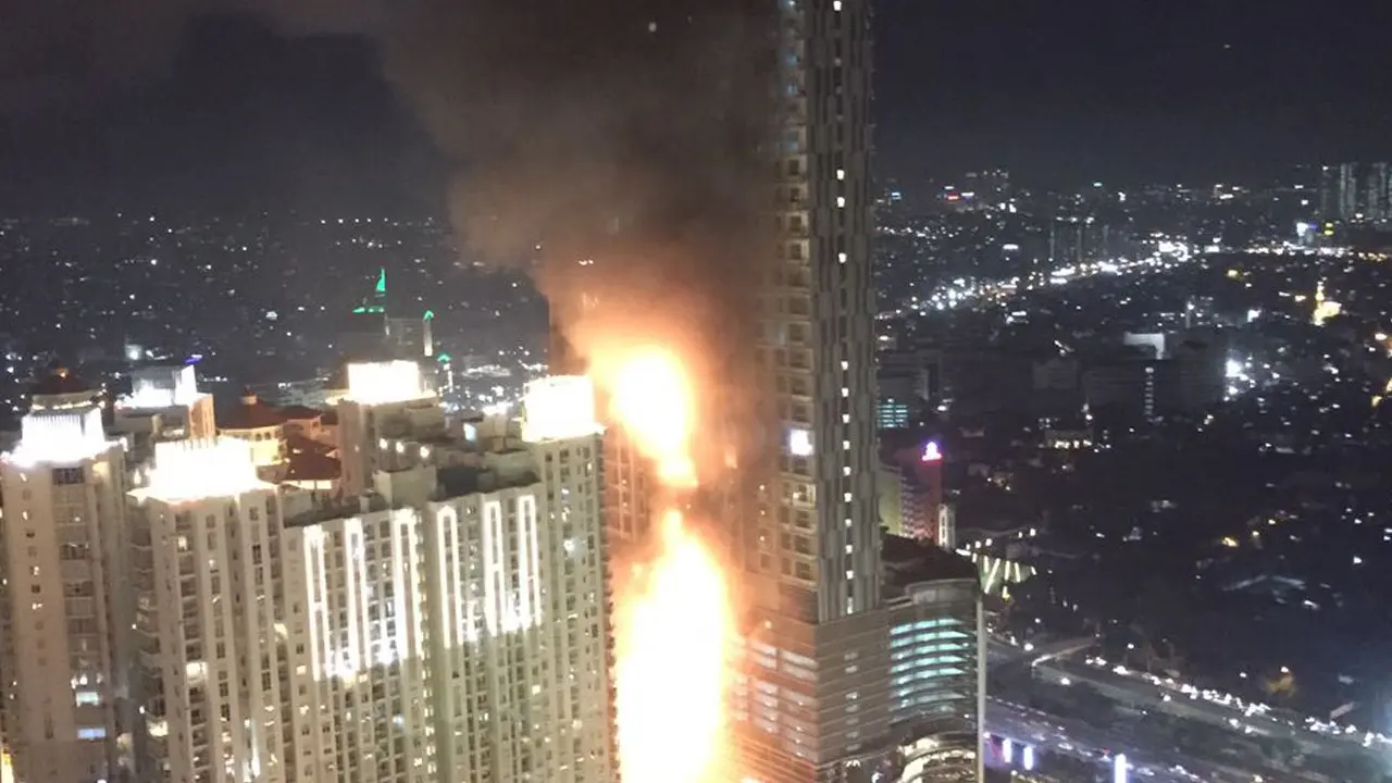 20161109- Kebakaran Landa Gedung Neo Soho-Jakarta