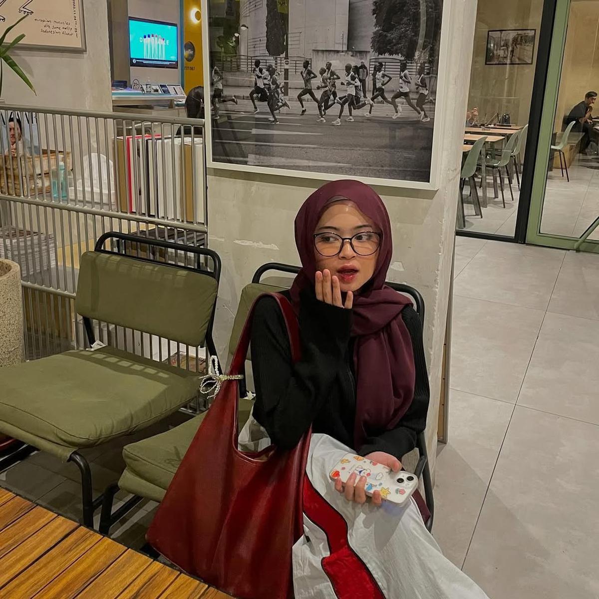 Profil dan Potret Cantik Kesya Tamara Anak Limbad yang Curi Perhatian Nonton Konser JKT48