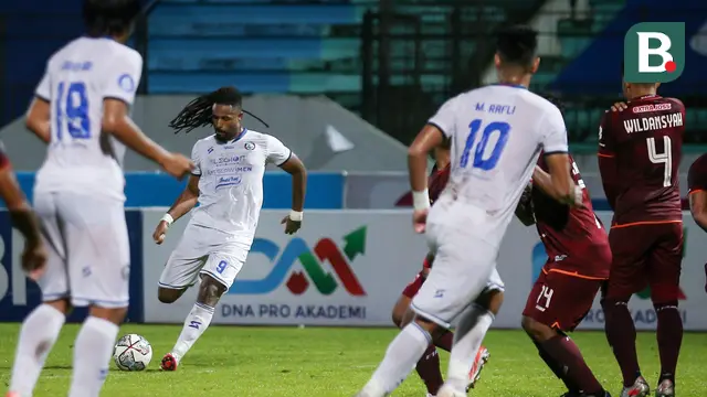 Foto: Ekspresi Cak Sodiq Usai Cetak Dua Gol dan Bawa Arema FC Kembali ke Papan Atas Klasemen BRI Liga 1