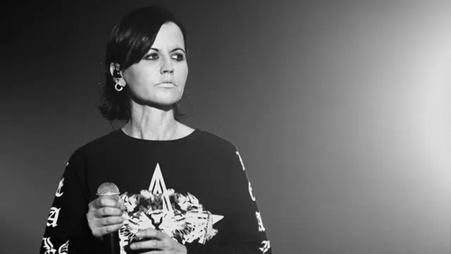 [Bintang] Dolores O'Riordan