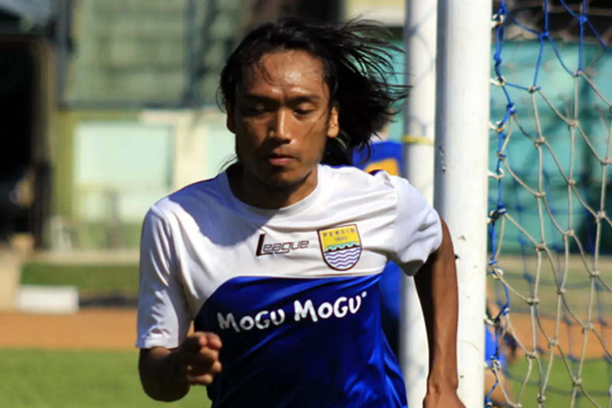 Gelandang Persib Bandung, Hariono