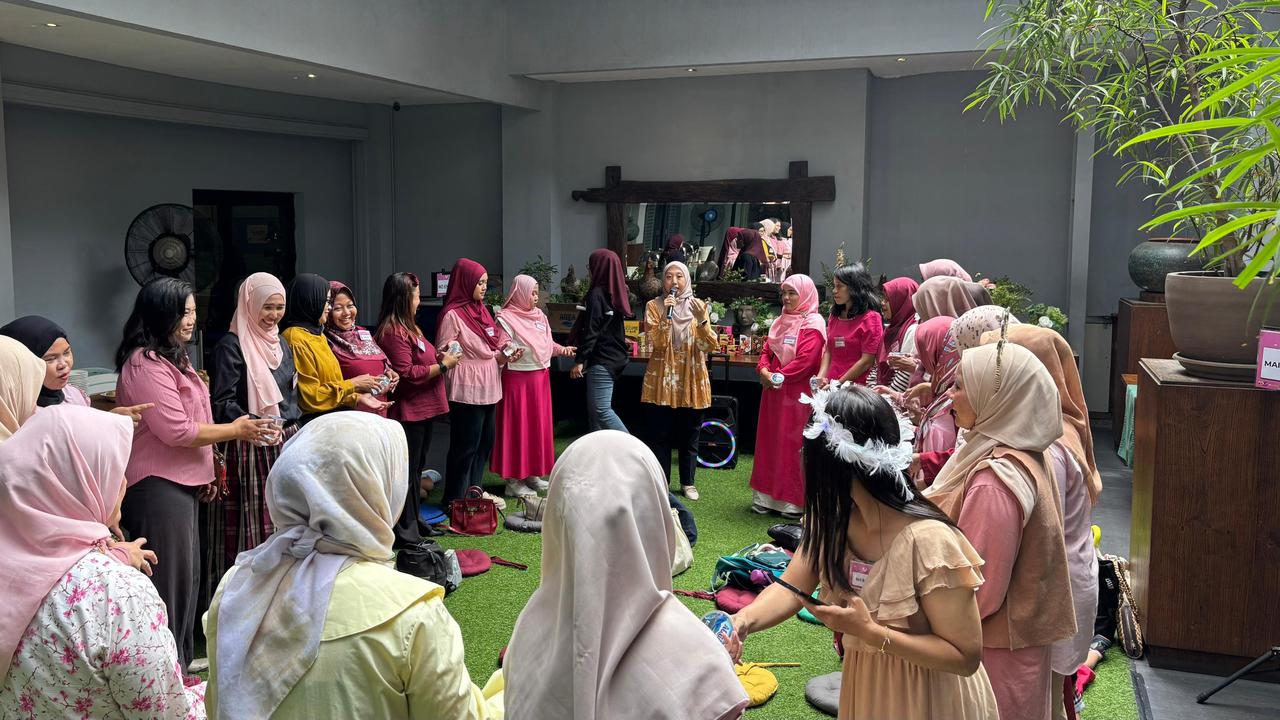 Kenali Potensi Diri & Jaga Kesehatan Mental Puluhan Ibu-Ibu Ikuti Acara SuperMoms