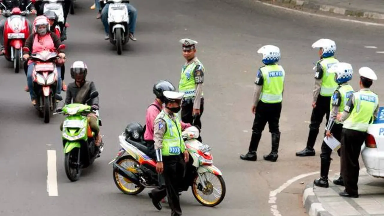 Kamu Harus Tahu, Razia Polisi Baru Sah Kalau Memenuhi 5 Hal Ini