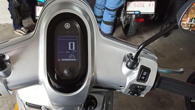 Instrumental panel Yamaha Fazzio Hybrid Connected