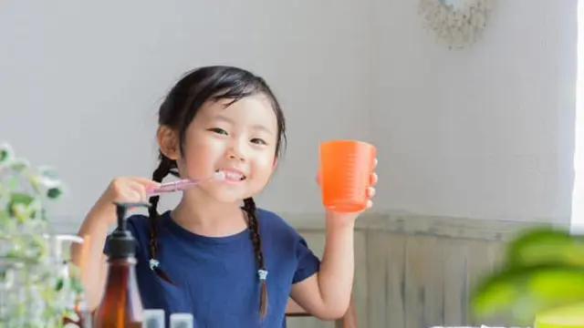 3. Jaga Kebersihan Mulut Secara Rutin