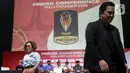 Hal itu tercermin dari tiket pertandingan untuk tiga hari pertama yang sudah ludes terjual, menciptakan euforia yang menyelimuti kawasan sekitar stadion. (Liputan6.com/Herman Zakharia)
