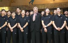 FOTO: Gaya Megawati Hangestri dan Bidadari Cantik Red Sparks Tiba di Jakarta, Siap Hadapi Indonesia All Star
