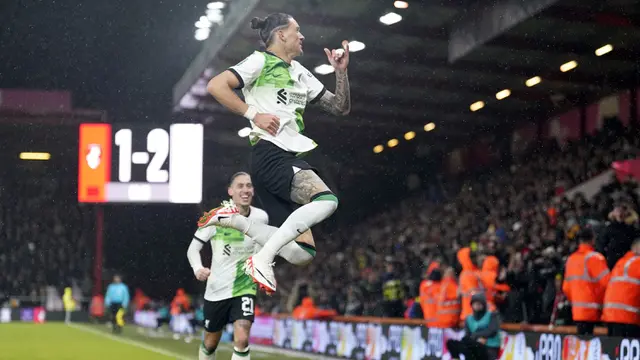 Foto: Tembakan Berkelas Darwin Nunez Bawa Liverpool ke Babak 8 Besar Carabao Cup 2023/2024