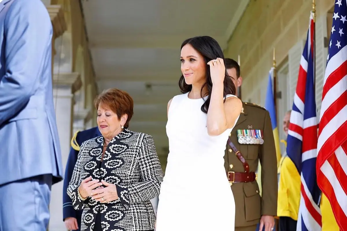 Fashion item yang dipakai Meghan Markle berulang kali