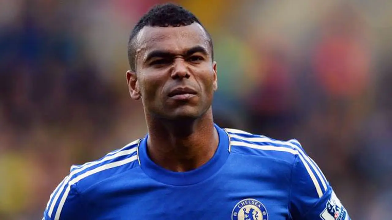 ashley-cole-130101b.jpg