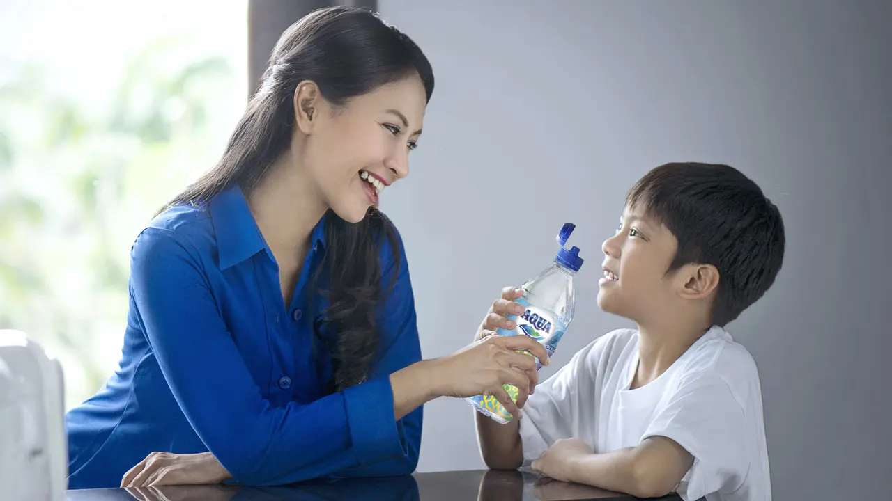 Hari Anak Nasional, Bangun Kebiasaan Aktif Bergerak dan Minum Air Putih bagi Anak di Rumah Selama Pandemi