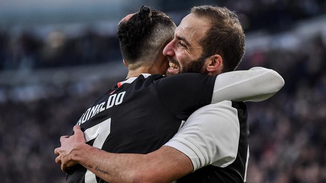 Cristiano Ronaldo dan Gonzalo Higuain