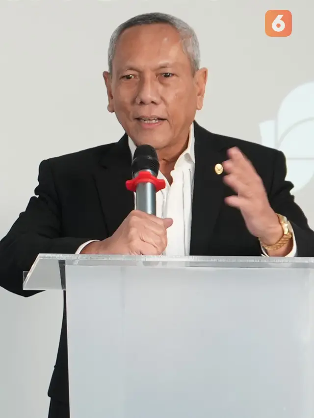 Prof. Tjandra Yoga Aditama