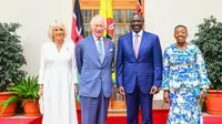 Raja Charles III dan Ratu Camilla berpose bersama dengan Presiden Kenya William Ruto dan istri. (Dok. Instagram/theroyalfamily)&nbsp;