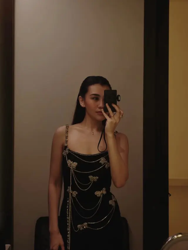 Aaliyah Massaid Hadir Dipernikahan Mewah Anak Pemilik Krisna Bali. [@aaliyah.massaid]