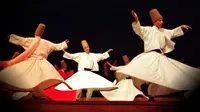 Kilas Indonesia: Menari Sufi Jelang Berbuka Puasa