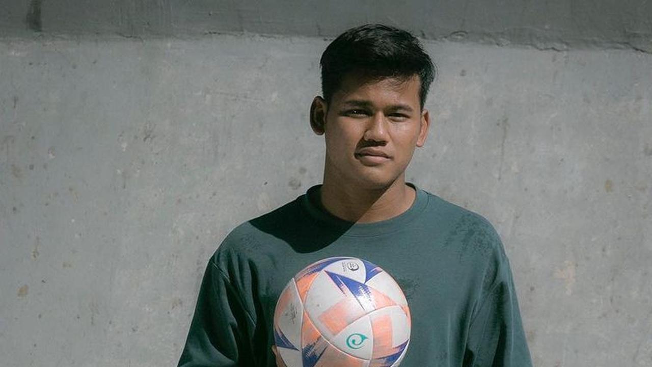 Berjuang dari Nol, Begini Lika-liku Karier Toni Firmansyah Pesepak Bola Masa Depan Persebaya