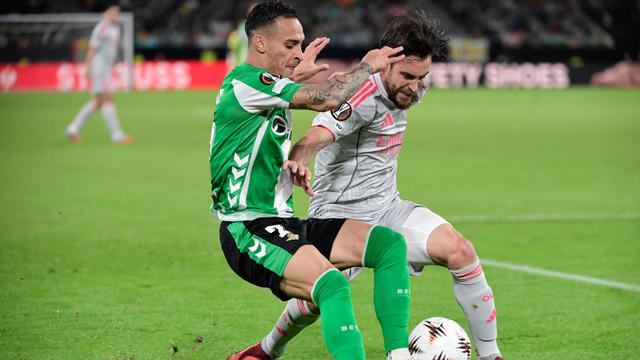 Foto: Gol Cantik Selebrasi Unik Antony untuk Real Betis, Minggir Ex MU Nih