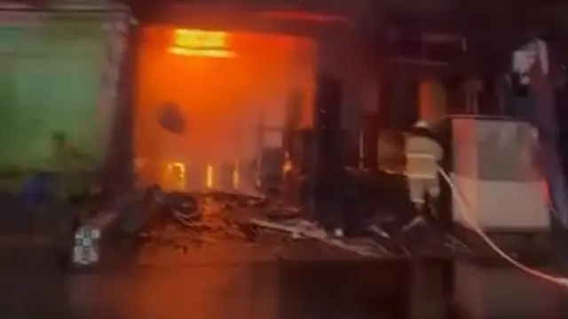 Kebakaran di Warakas