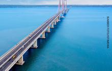Viral Minta Dirobohkan, Ternyata Biaya Perawatan Jembatan Suramadu Capai Rp40 Miliar