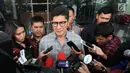 Mantan anggota Banggar DPR Mirwan Amir memberi keterangan kepada awak media usai diperiksa oleh penyidik di gedung KPK, Jakarta, Senin (04/06). (Merdeka.com/Dwi Narwoko)
