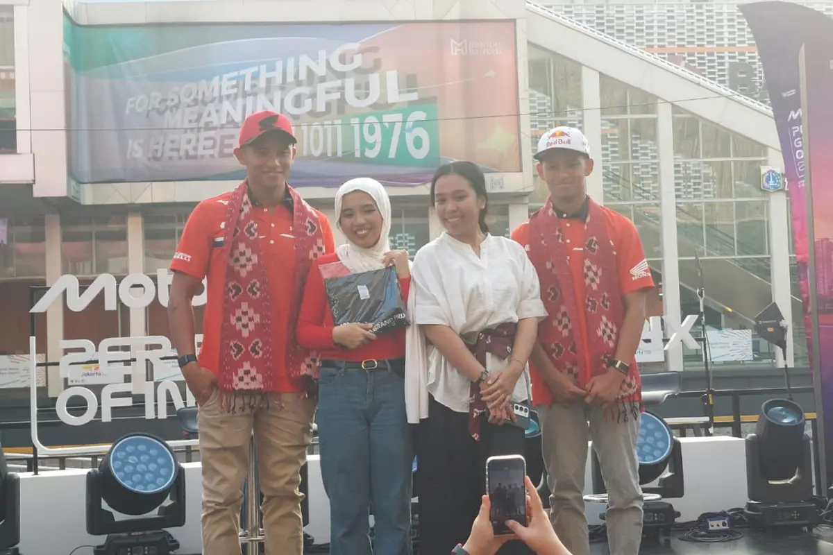 Mario Suryo Aji, Veda Ega Pratama
