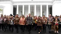 Presiden Jokowi bersama dengan para Kepala Perwakilan RI dengan Kemlu mengadakan rapat kerja di Istana Negara (9/1). (Foto: Sekretariat Kabinet Republik Indonesia)