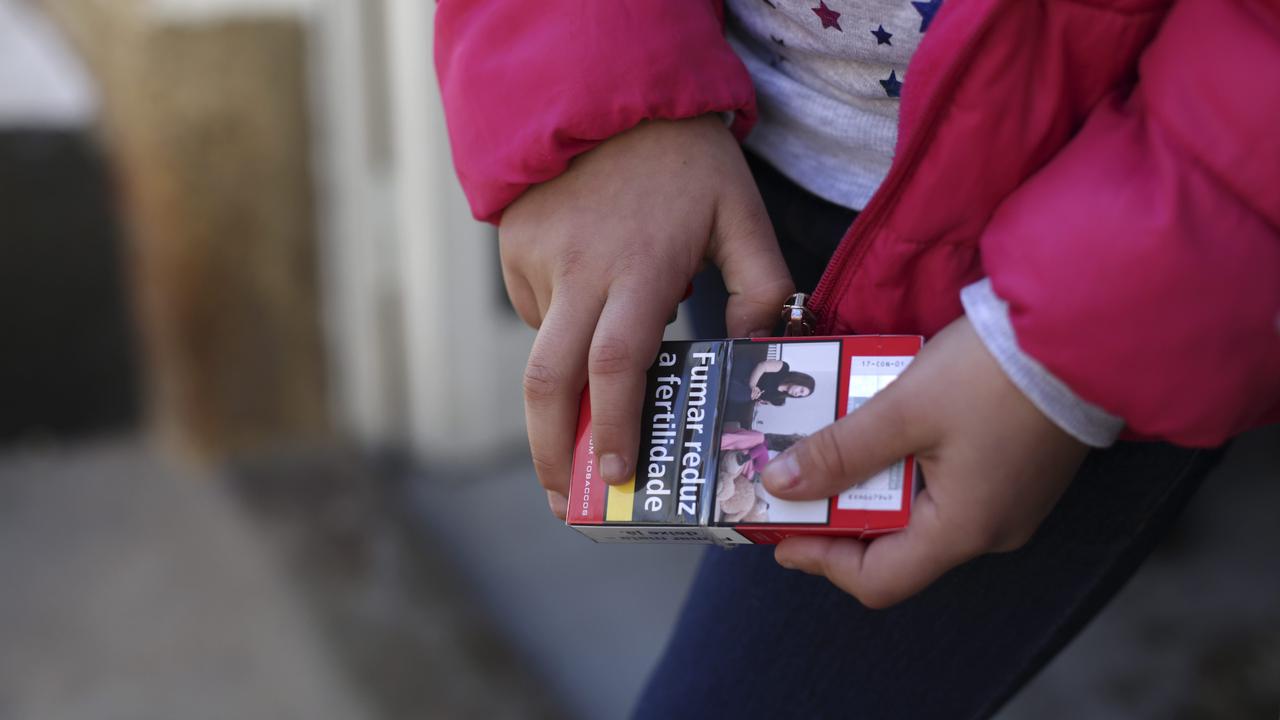 [Bintang] Cuma di Desa Ini, Anak-anaknya Dibebaskan Merokok