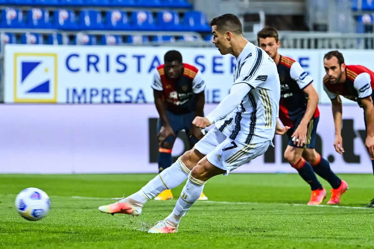 Cristiano Ronaldo Cetak Hat-trick di Juventus vs Cagliari
